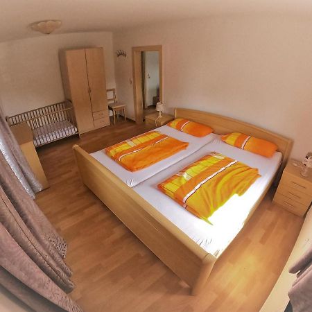 Ferienwohnung Haubner Neukieritzsch Bagian luar foto