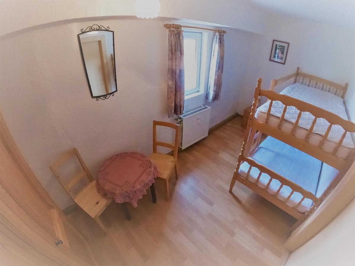 Ferienwohnung Haubner Neukieritzsch Bagian luar foto