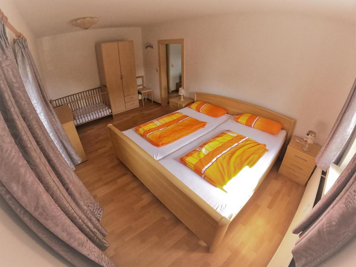 Ferienwohnung Haubner Neukieritzsch Bagian luar foto