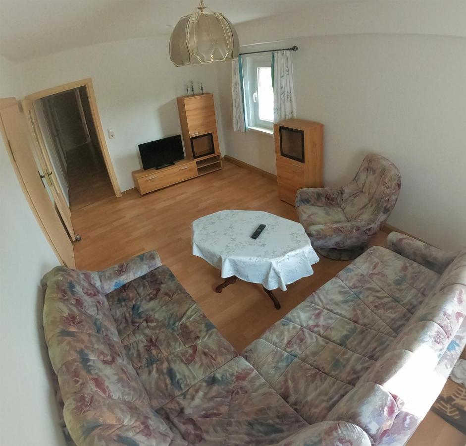 Ferienwohnung Haubner Neukieritzsch Bagian luar foto